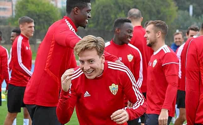 Guti: "Francis demostró en el Betis tener mucha llegada"