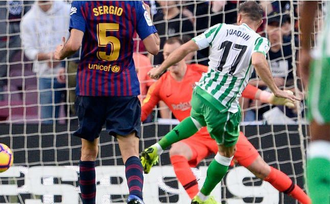 Joaquín, ante su víctima favorita