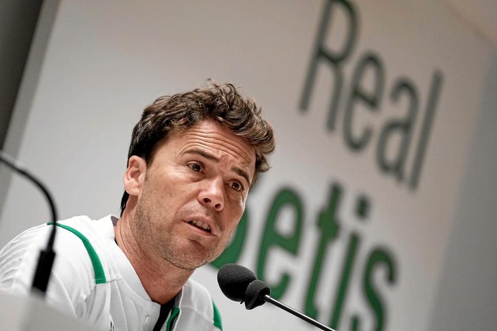 Las "dudas" de Rubi sobre el once, sus cuentas para Europa y la autocrítica de Alexis