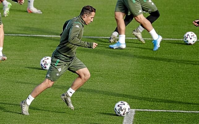 Guardado, novedad en la vuelta al trabajo del Betis