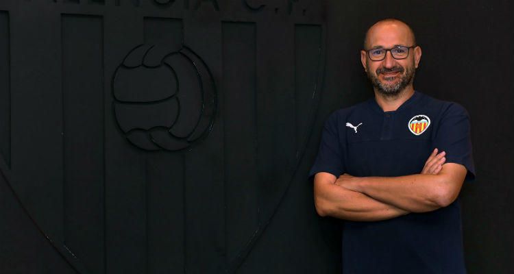 El Valencia anuncia la llegada de José Bargues al banquillo hasta 2021