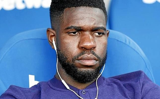 Umtiti, dormido mientras la policía registraba su domicilio
