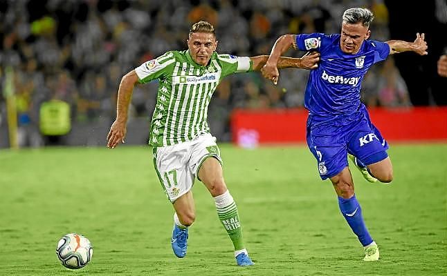 Roque Mesa: "No me sorprende la posición del Betis, LaLiga es muy competitiva"