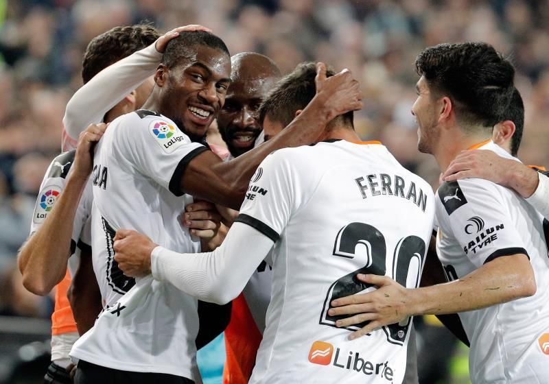 2-2. Valencia y Atlético firman tablas en un partido eléctrico y vibrante