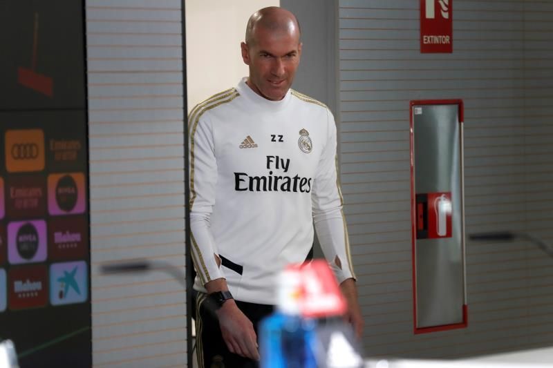 Zidane evita hablar de la sanción al City y elogia su nivel competitivo