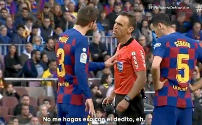 Piqué le recordó al árbitro el gol anulado al Sevilla en el Bernabéu