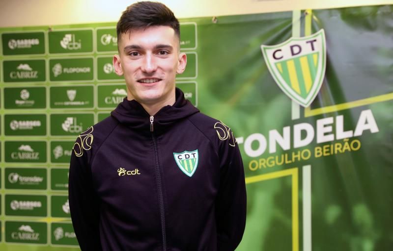 A Pepelu, que sueña con triunfar en el Levante, le sienta bien Portugal