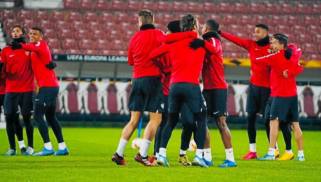El Sevilla se entrena en el Constantin Radulescu