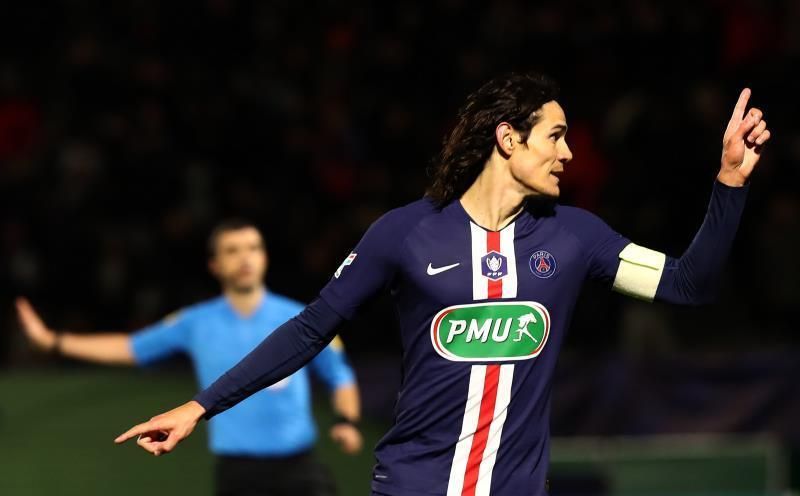 Cavani contra la convulsión