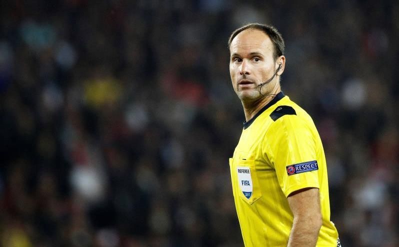 Mateu Lahoz dirigirá el clásico del domingo en el Bernabéu