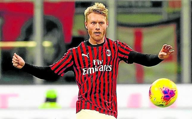 El Sevilla podría ingresar 2,5 millones por Kjaer