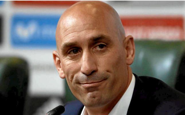 Convoca a los clubes de Segunda B y Tercera