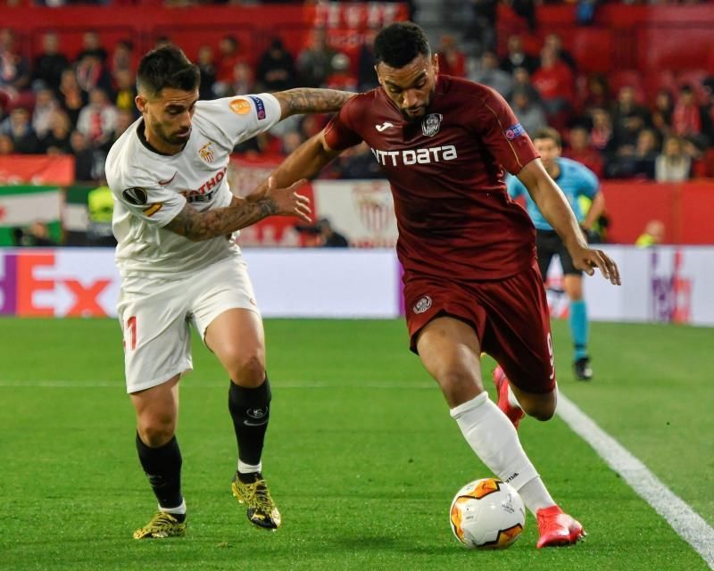 0-0. El Sevilla, a octavos sin brillantez y tras gol anulado al Cluj al final