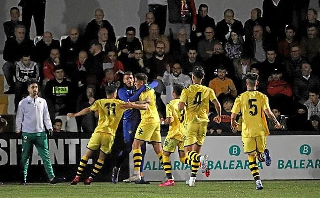 Ceuta 0-2 Betis Deportivo: El líder sigue imparable