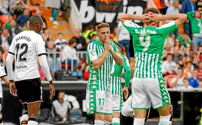 Valencia 2-1 Betis: Sacude el árbol... y dice adiós a Europa