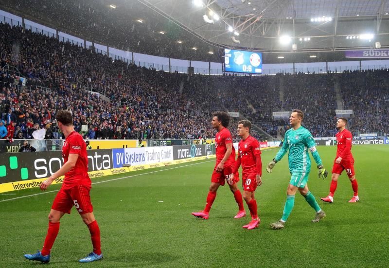 Hoffenheim y Bayern hacen diez minutos de 'huelga' contra ultras