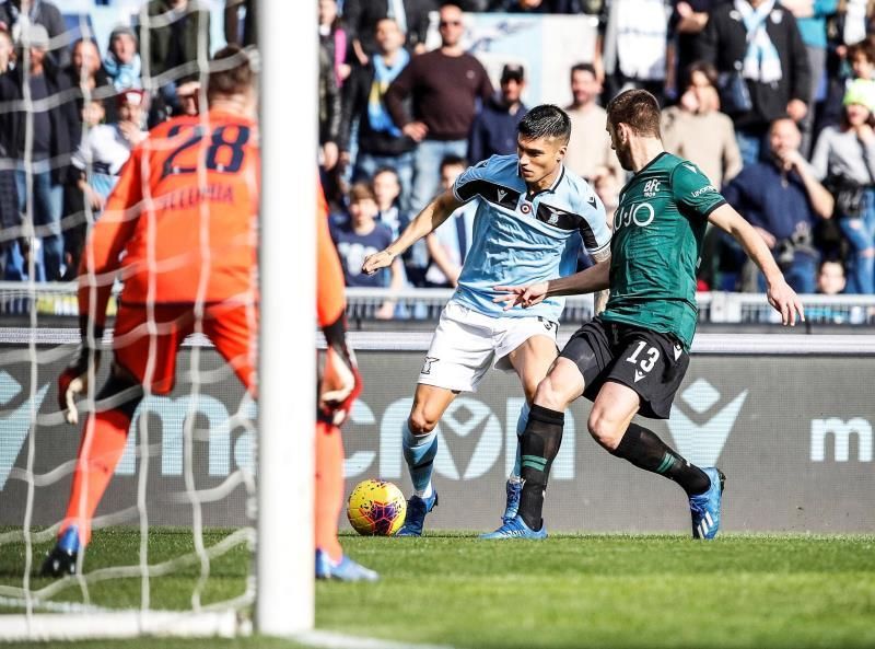 Luis Alberto y Correa hacen a la Lazio líder