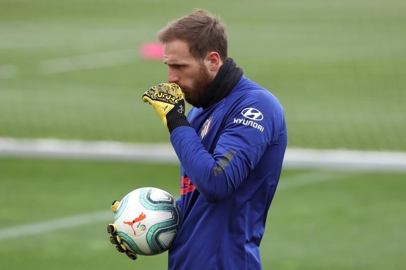 Con Oblak, con Raúl de Tomas y al límite