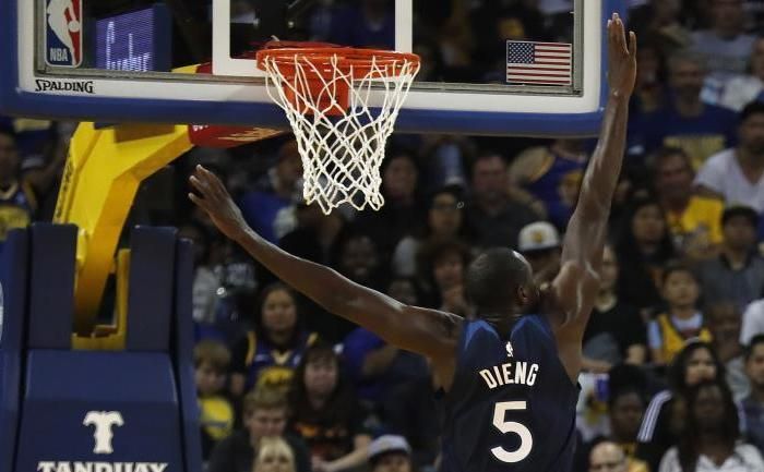 88-127. Dieng lidera Grizzlies ante los Hawks