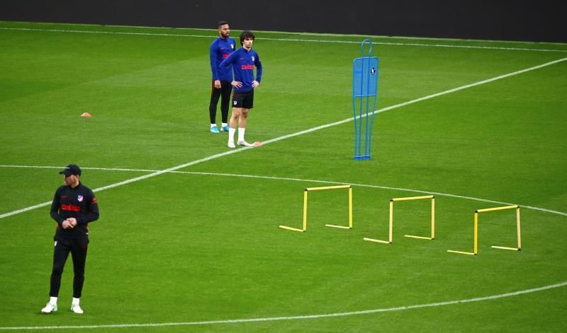 Simeone insiste con Joao y Llorente para el once contra el Sevilla