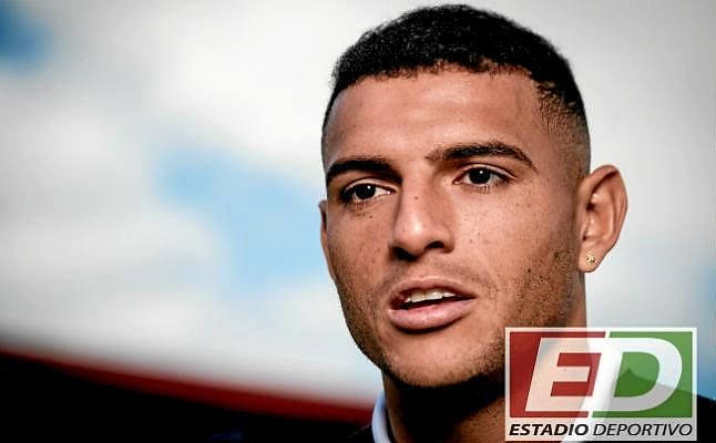 Diego Carlos: "Quiero jugar con Brasil, es mi sueño desde niño"