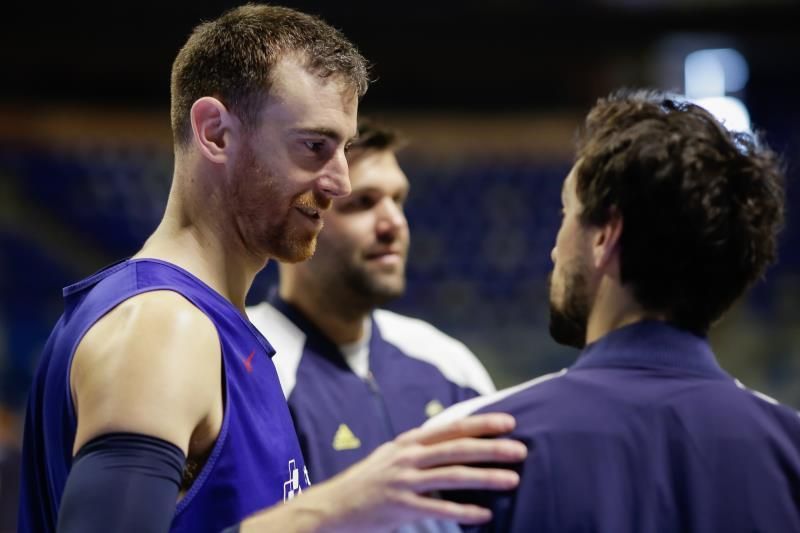 Cuatro jornadas y un Real Madrid-Barça, a puerta cerrada por el coronavirus