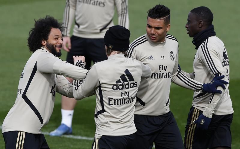 El Real Madrid prepara con Isco el duelo ante el Eibar a la espera de medidas