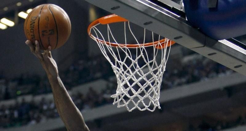 El Warriors-Nets, primer partido a puerta cerrada de la NBA