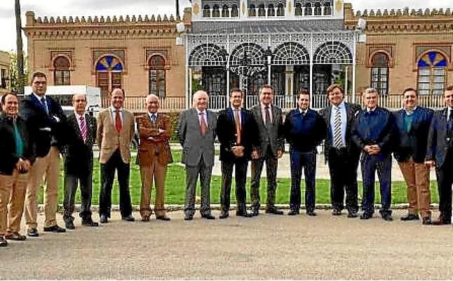 El Foro de InterClubes de Sevilla se suma al cierre de instalaciones