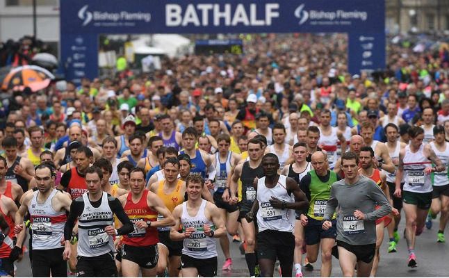 El medio maratón de Bath desafía al COVID-19