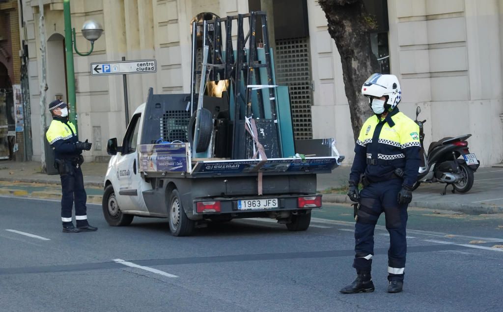 Dos policías locales de Sevilla en servicio dan positivo en coronavirus