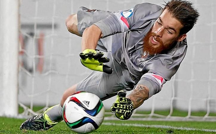 El West Ham amenaza con aguarle el verano al Betis