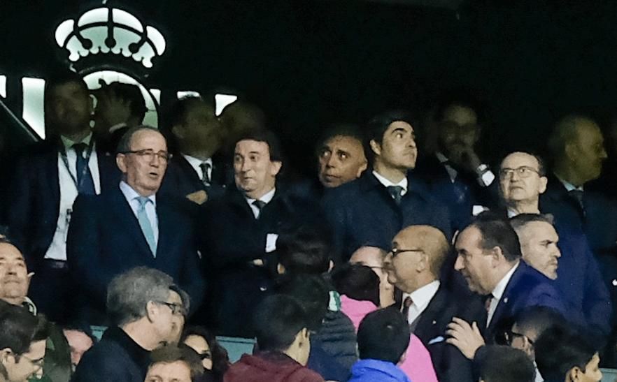 Así afrontan Sevilla y Betis la llegada de los ERTE al mundo del fútbol