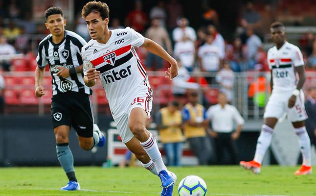 Kaká: "Es verdad, Igor se parece a mí en algunos aspectos del juego"