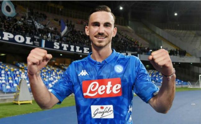 Fabián cuece a fuego lento su futuro