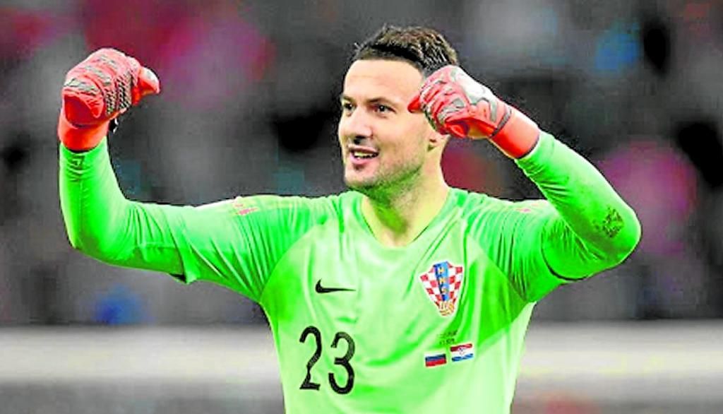 El meta Subasic dijo "no" al Sevilla FC