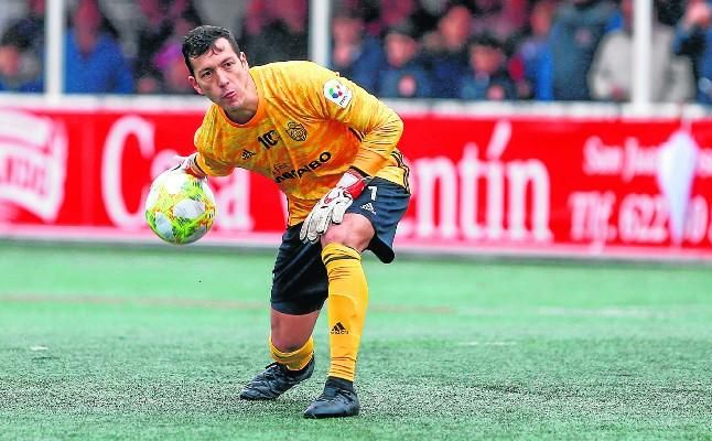 Ayala, el cerrojo del Utrera: "Opto por medidas especiales y jugar"