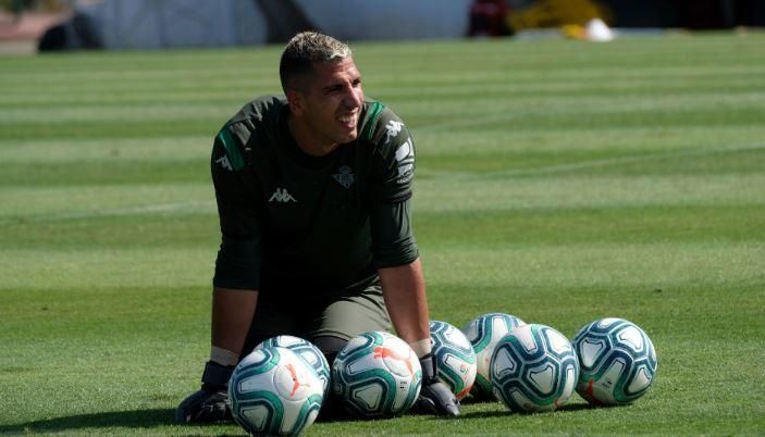 Joel Robles avisa del riesgo extra que supone jugar en julio