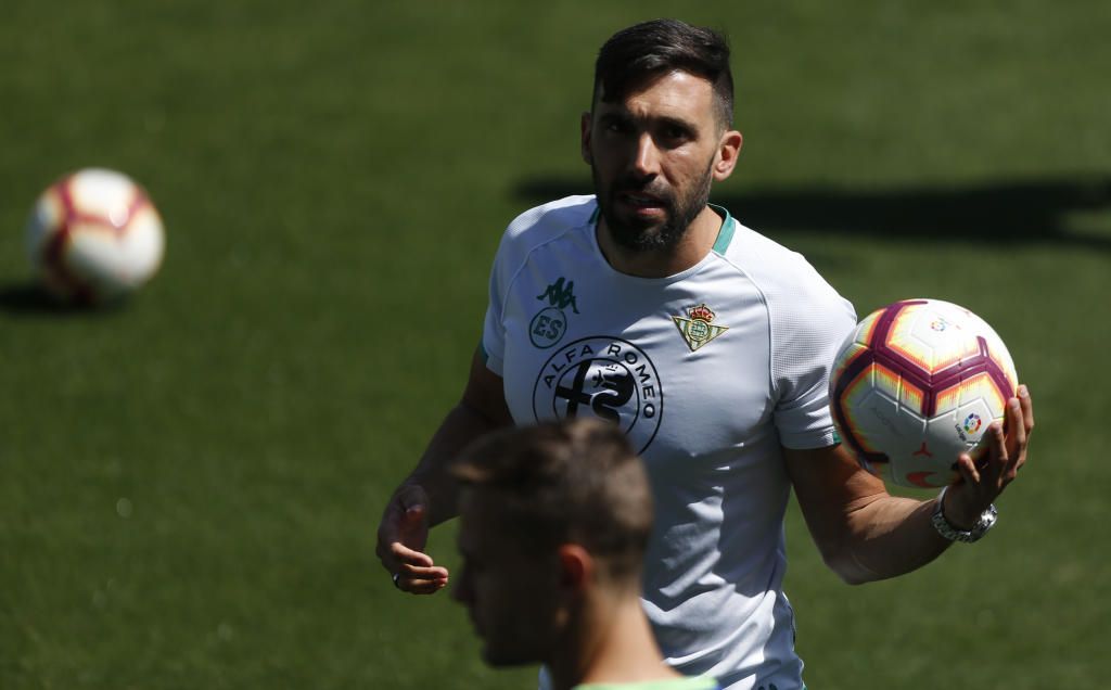 Éder Sarabia, sobre Joaquín, Fabián, el incidente del Bernabéu...