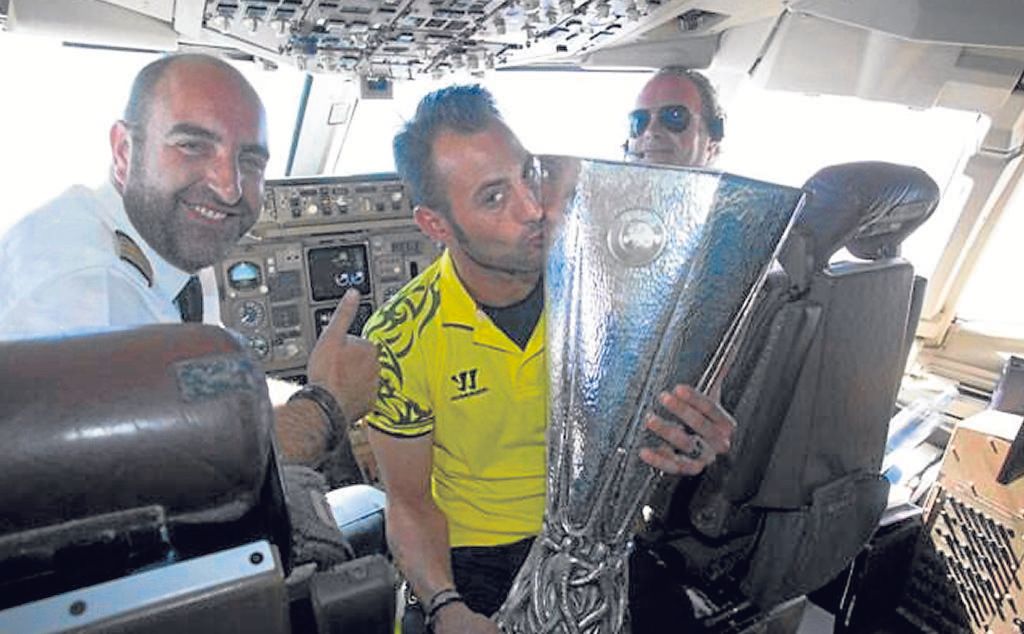 Alejandro Díaz, de talismán del Sevilla a repatriar españoles