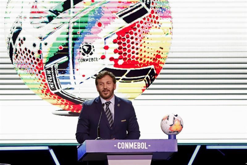 La Conmebol pide a la FIFA activar un fondo para el fútbol suramericano ante COVID-19