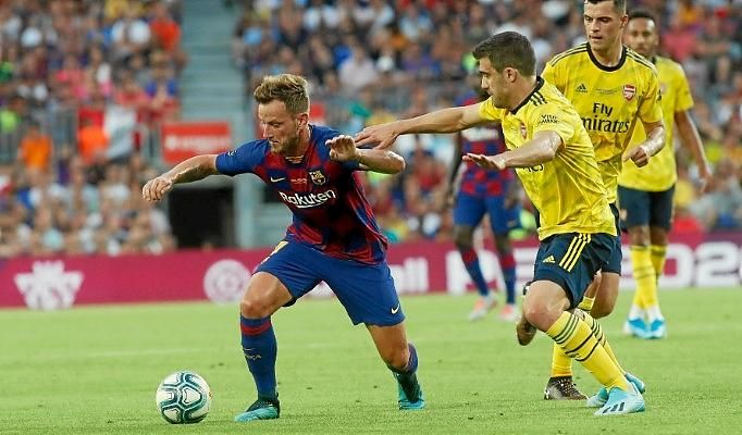 Rakitic bromea: "No sé si Monchi ha perdido mi teléfono"