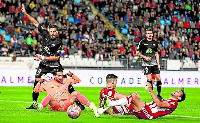 El Betis, con un ojo en Darwin... y otro en Martos