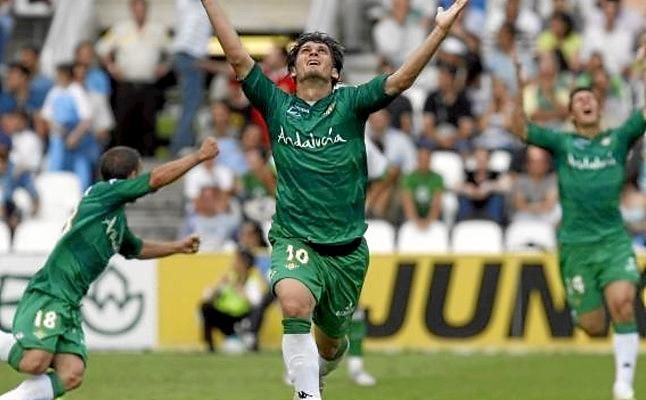 Edu y su sentimiento por el Betis: "Te envuelve, te agarra... es inexplicable"