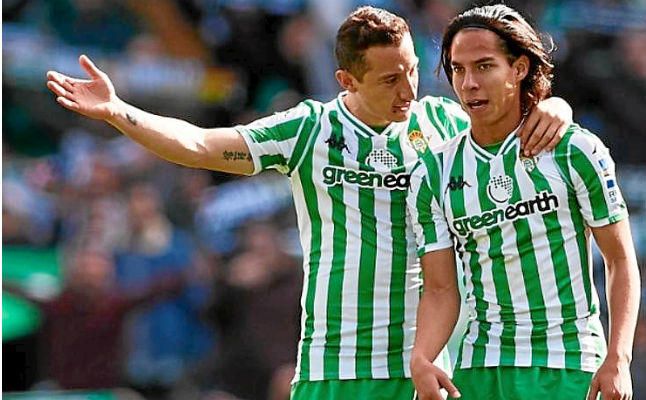 Guardado y Lainez colman a elogios a su 'padre' deportivo