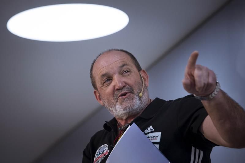 Juanito Oiarzabal: "Los partes meteorológicos son ahora un factor determinante"