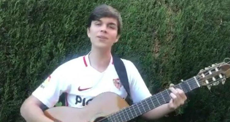 La sevillana más sevillista que triunfa en las redes