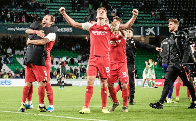 De Jong acepta la crítica: "La afición del Sevilla es fantástica"