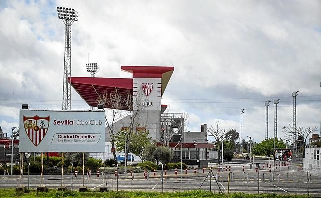 El Sevilla prepara tres campos de la ciudad deportiva para vuelta al trabajo