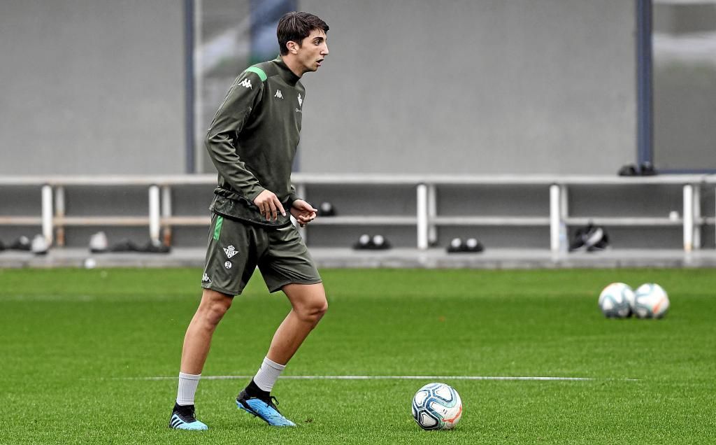 Edgar está "deseando" renovar con el Betis